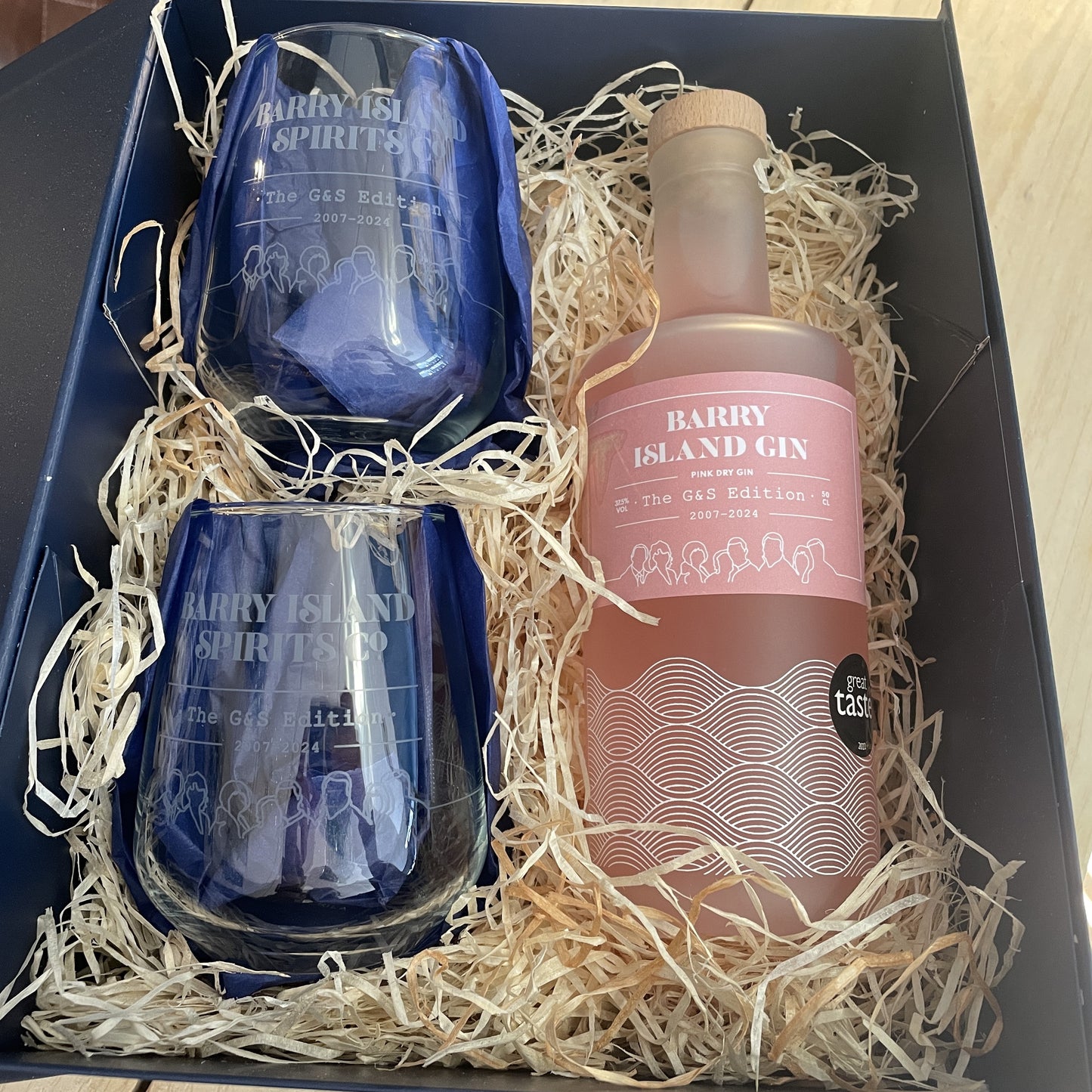 G&S Edition Hamper including a Gavin and Stacey inspired bottle and 2 glasses